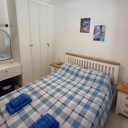 Sol 2 Bedroom Let Apartment